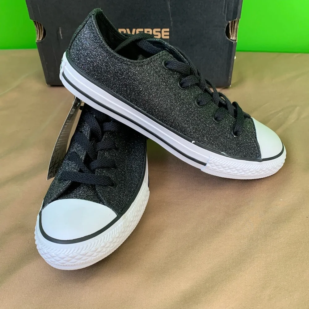 Converse Chuck Taylor All Star Youth 3 Black Glitter Sneakers‎ w/ Box - Picture 2 of 6